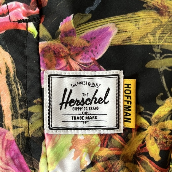 Herschel Voltage Wind Jacket- Jungle Hoffman  (XS) - Picture 4 of 8